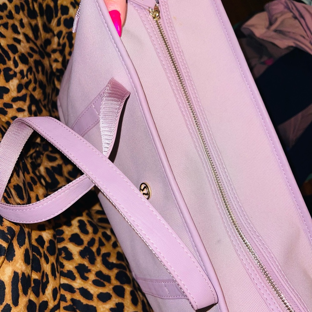 Lululemon tote - Picture 3 of 4